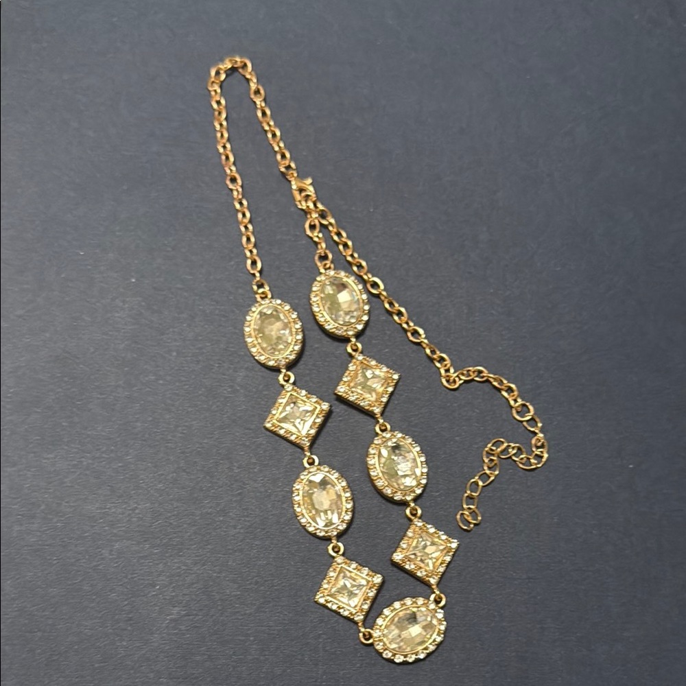 Elegant Gold Necklace